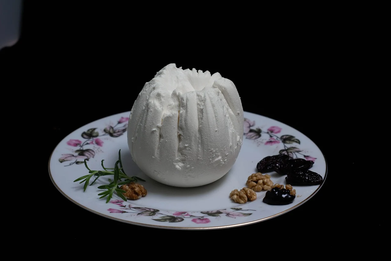 tort cu fructe de padure si mascarpone
