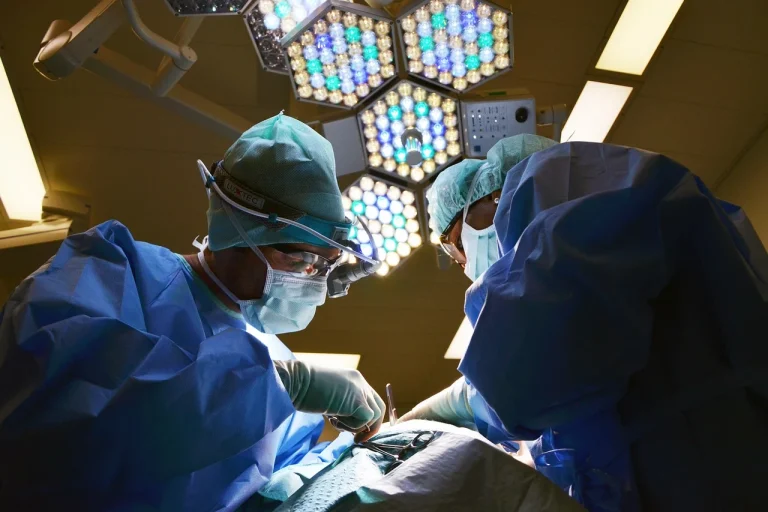 cat dureaza bufeurile la menopauza