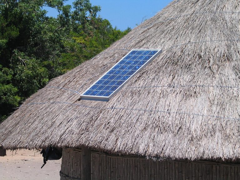cate panouri fotovoltaice sunt necesare pentru o casa
